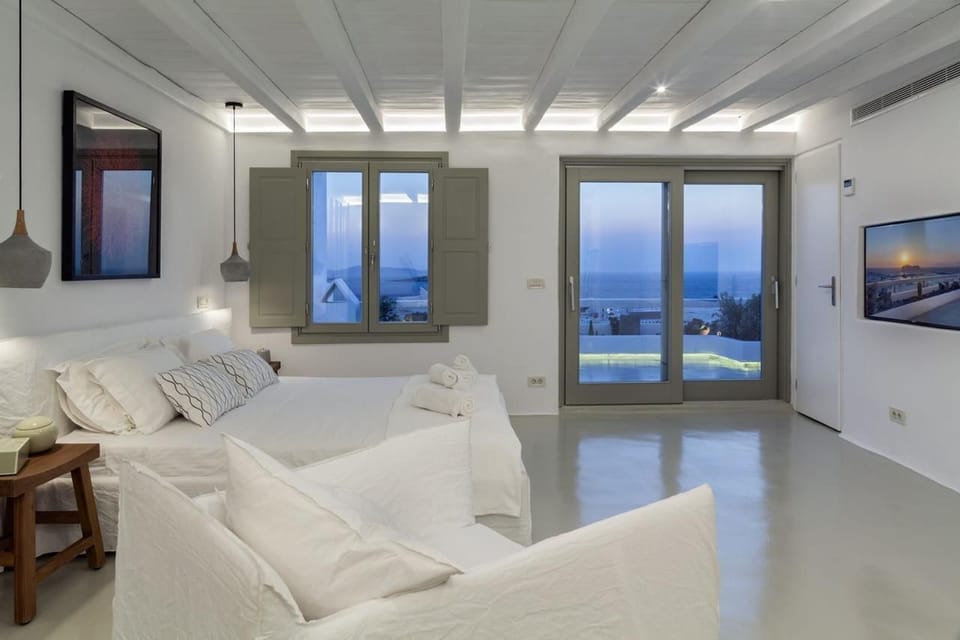 Apartment with Sea View | Premium bedding, memory foam beds, free minibar items, in-room safe