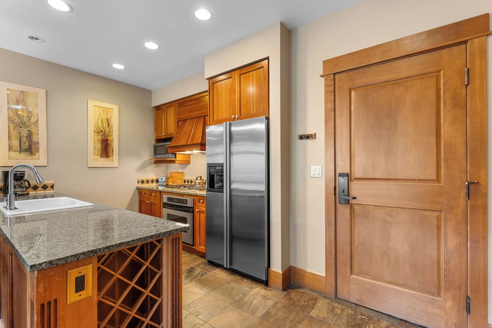 Condo (1 Bedroom) | Property amenity