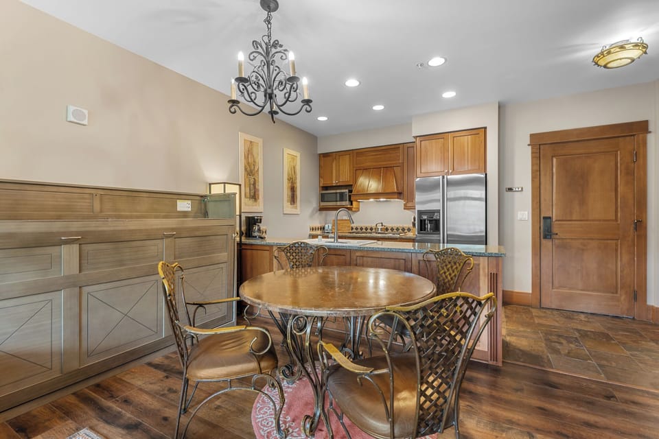 Condo (1 Bedroom) | Property amenity