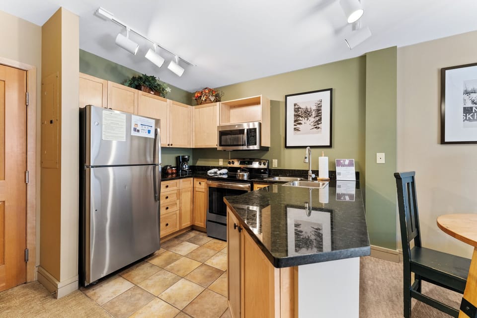 Condo (1 Bedroom) | Property amenity