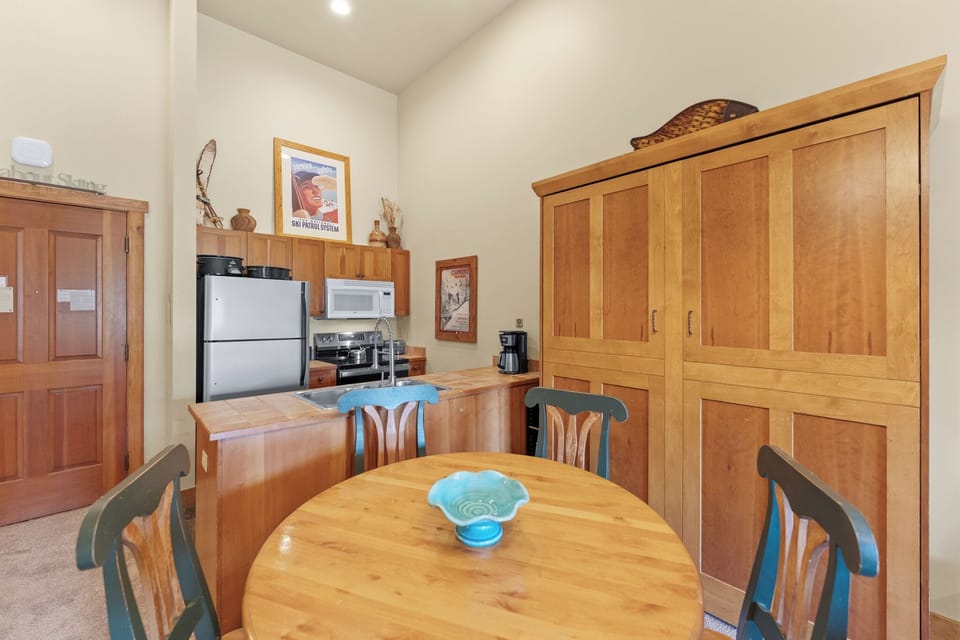 Condo (1 Bedroom) | Property amenity