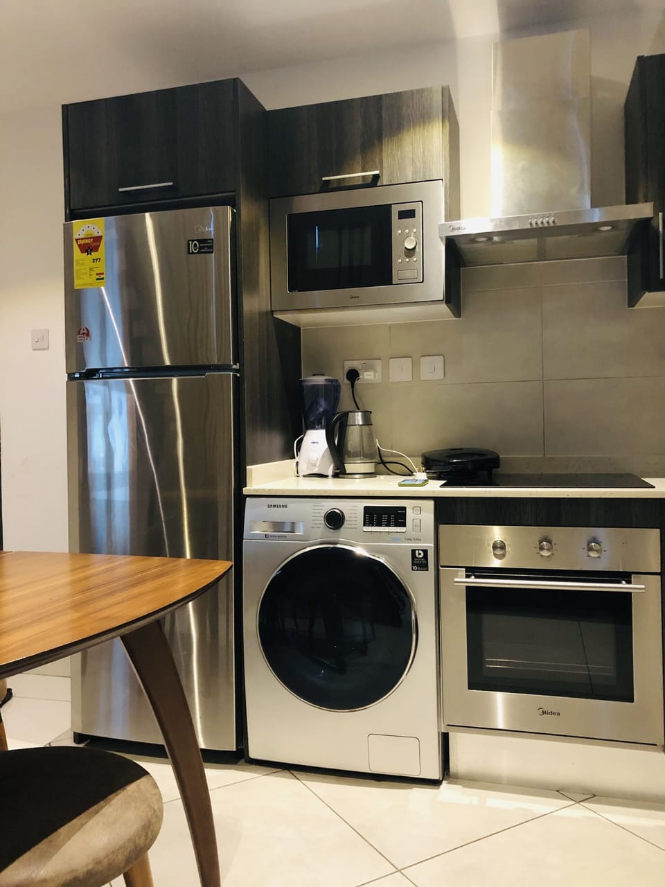 Superior Apartment, Non Smoking, Pool View | Private kitchen | Full-size fridge, microwave, oven, stovetop