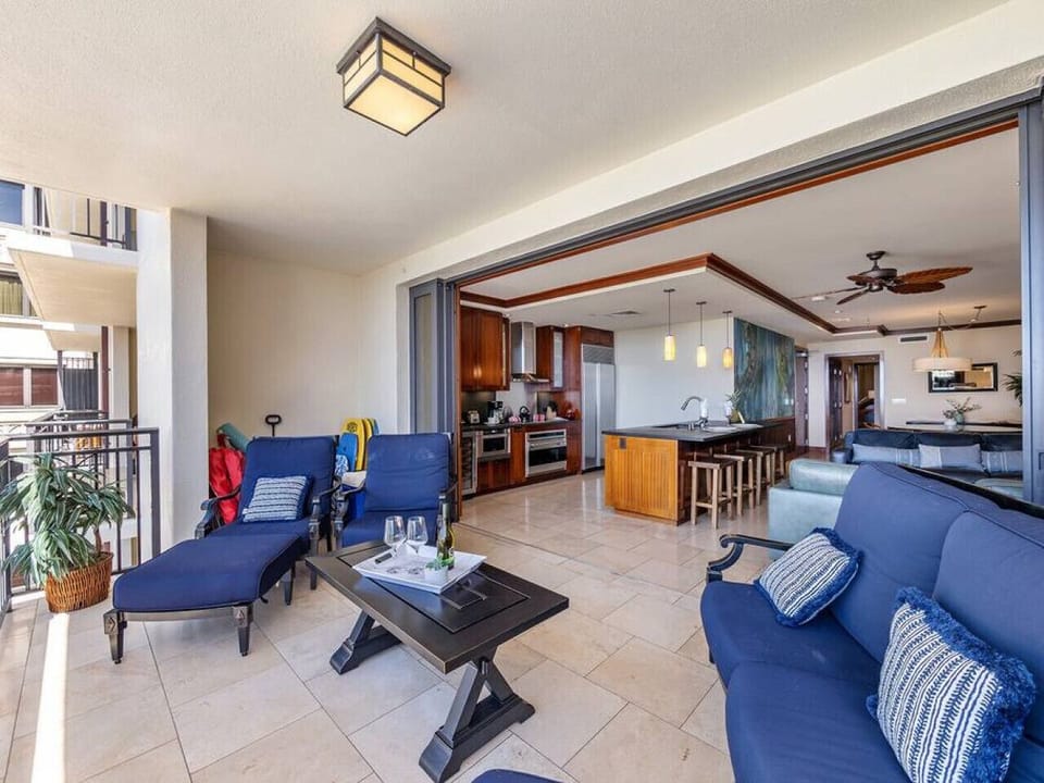 Open outdoor / indoor concept