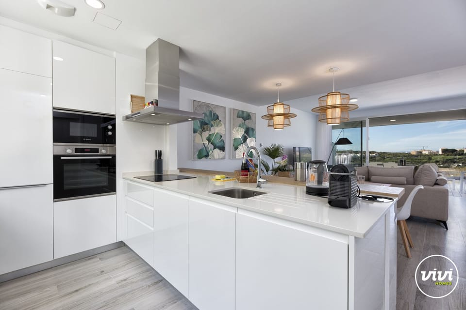 Modern, fully equipped kitchen, Sonrisa, Townhouse in Estepona