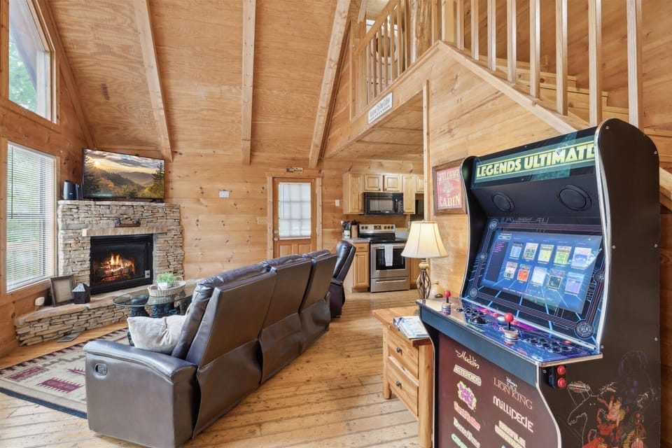 The best Smoky Mountains Cabin Rentals with hot tub | Great Smoky Mountains Cabin Rentals | Gatlinburg Cabin Rentals | Pigeon Forge Cabin Rentals