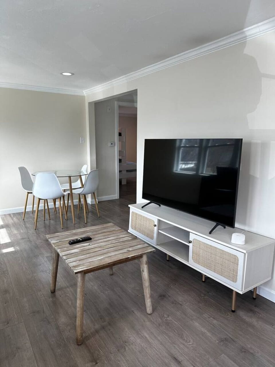 Dining Table and Smart Tv