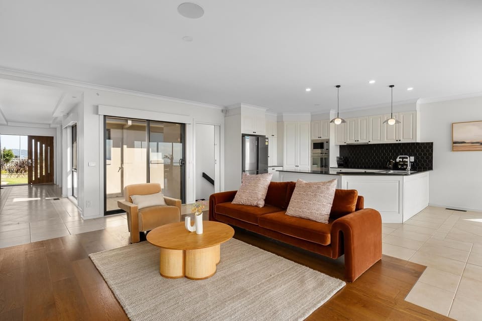 Living  / Lounge areas