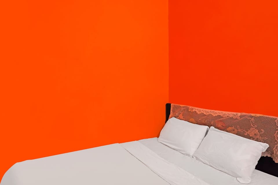 Double Room | Laptop workspace, WiFi (free), bed sheets