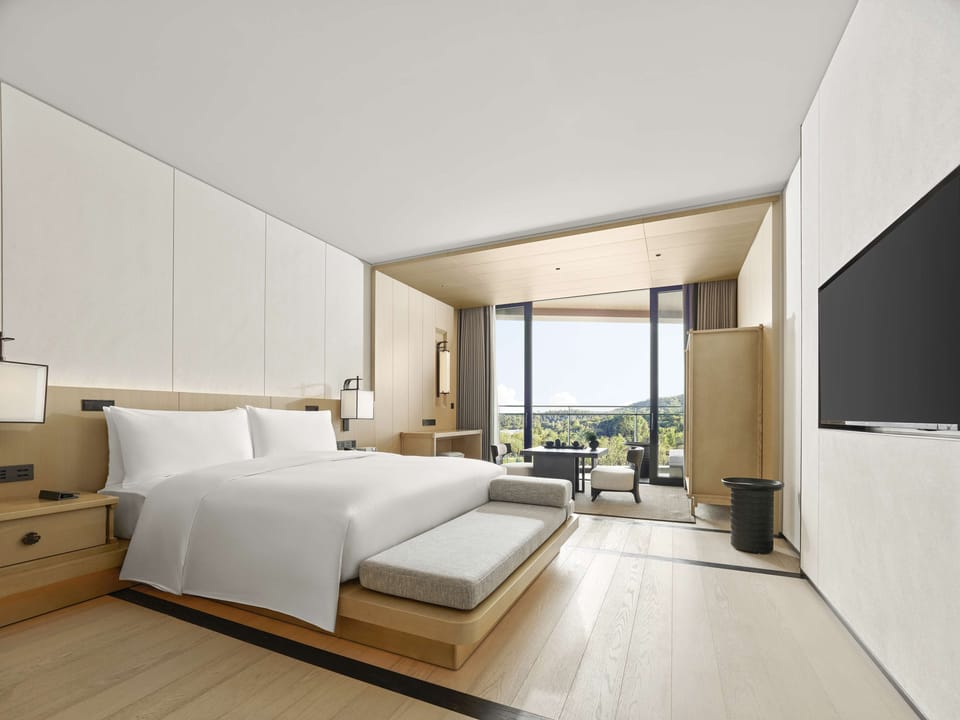 In-room safe, desk, blackout drapes, WiFi (free)