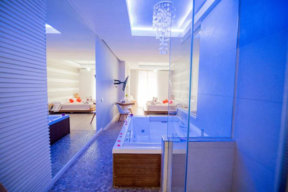 Superior Double Room | Private spa tub