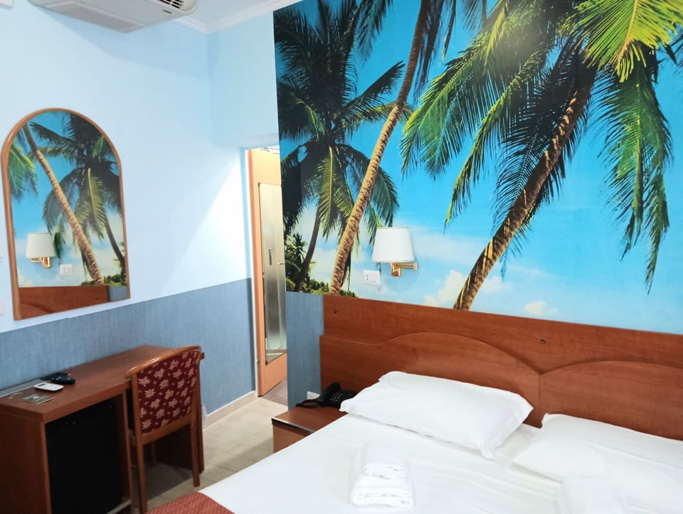 Double room with balcony | Down comforters, minibar, in-room safe, desk