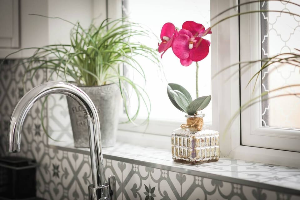 Bathroom with walk in shower, toilet and basin