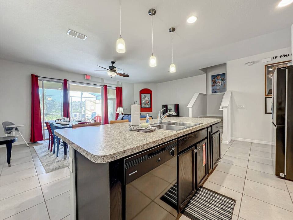 Our open kitchen design lets you prep meals with ease while staying connected to the living area
