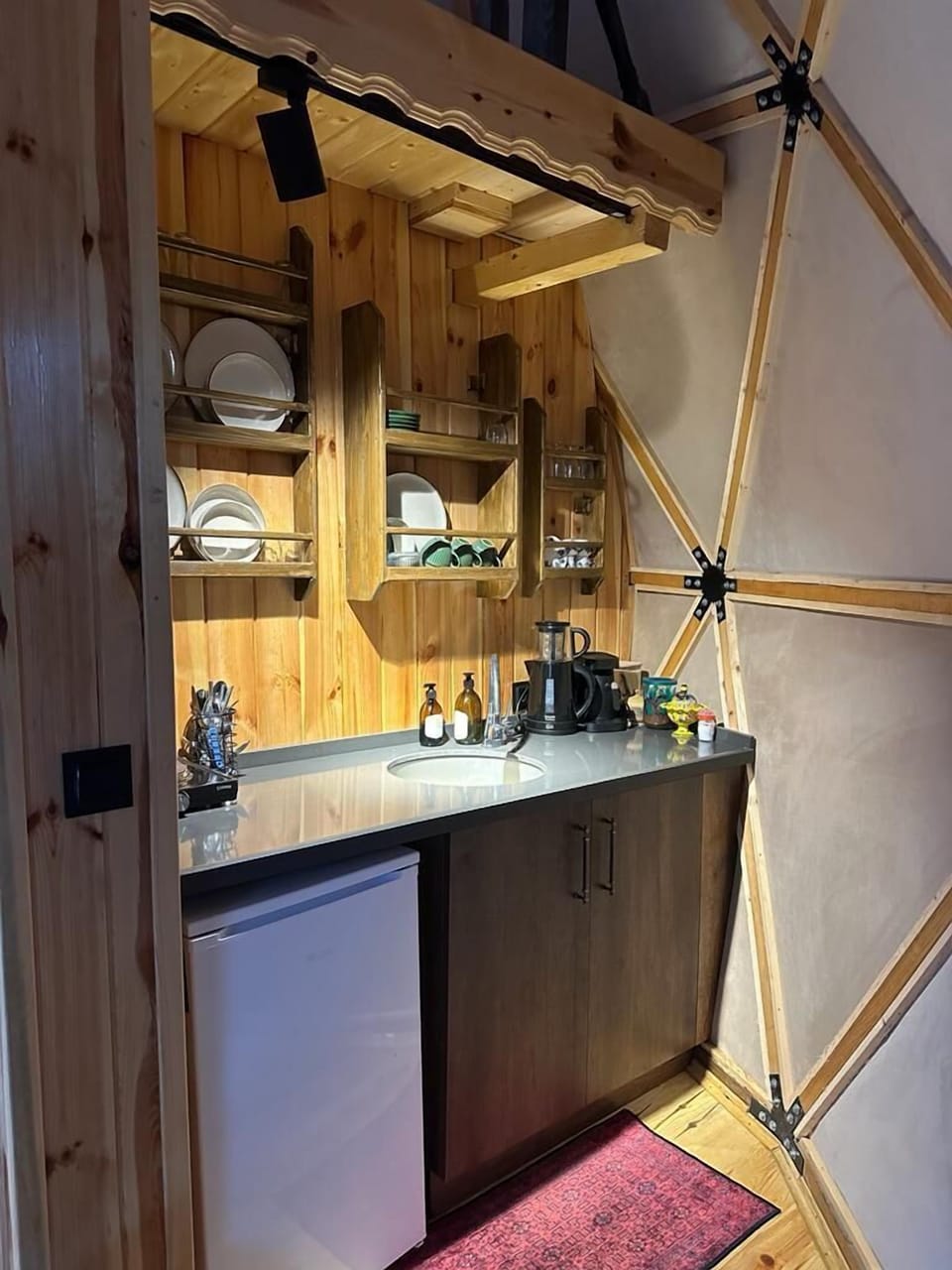 Exclusive Triple Room, Valley View | Private kitchen | Mini-fridge, stovetop, coffee/tea maker, electric kettle
