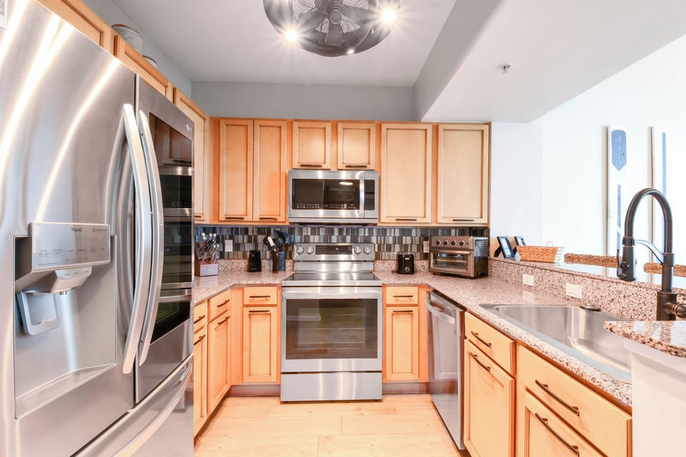 The Palms of Destin 2513 - Fully Equipped Kitchen