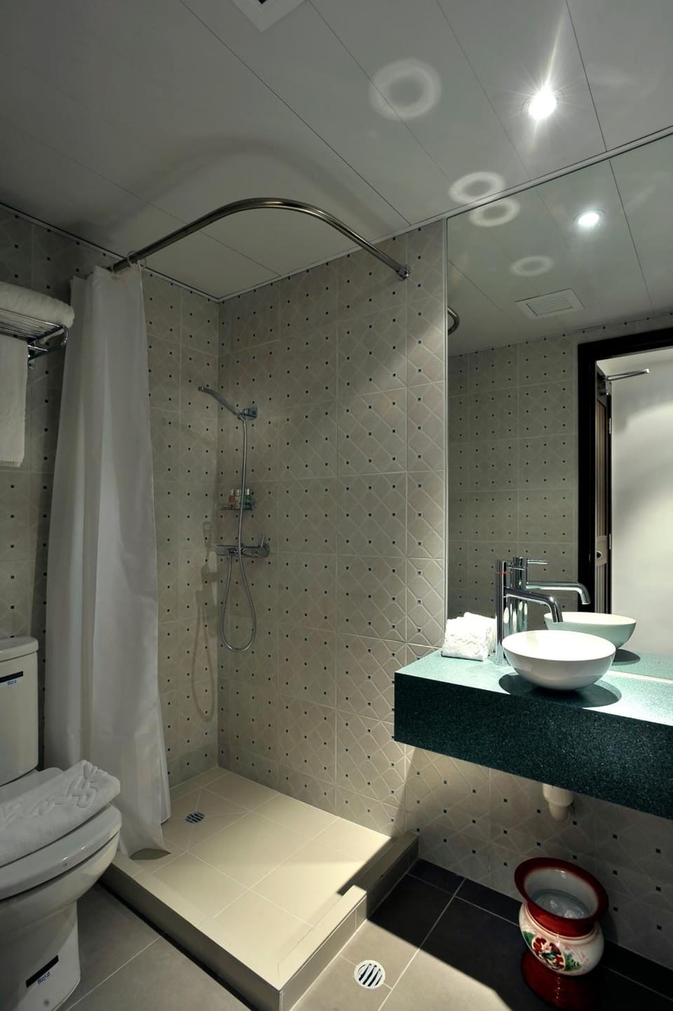 Shower, rainfall showerhead, hair dryer, slippers