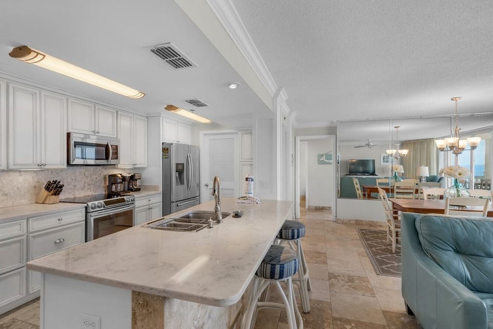 Kitchen island