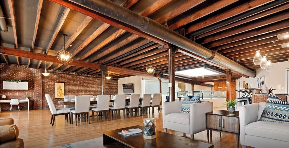 Discover the heart of Louisville at Super Stays Guesthouse, where your bachelor party launches into legendary with premium access to the finest Louisville bourbon tours.