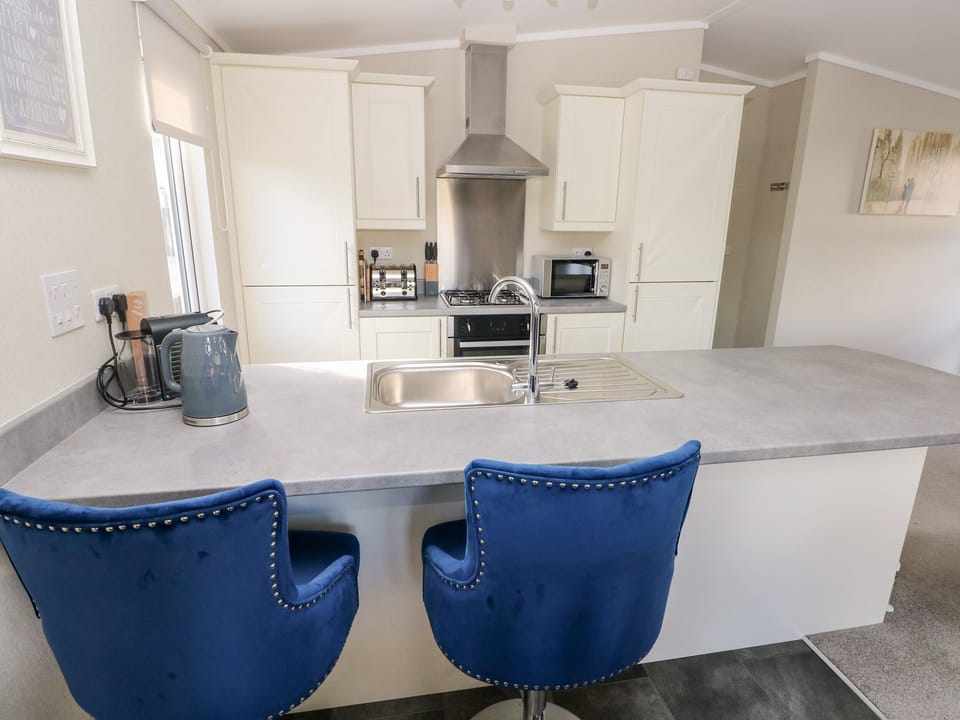 Fridge, dishwasher, electric kettle, toaster