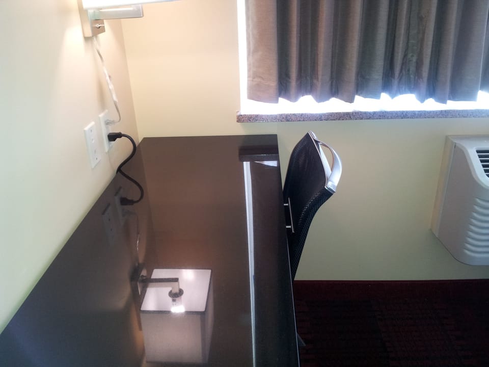 Double Room | Desk, blackout drapes, iron/ironing board, WiFi (free)