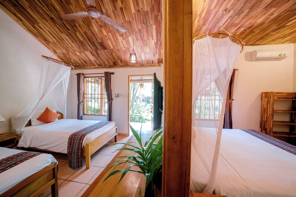 Family Bungalow, 2 Bedrooms | Minibar, in-room safe, desk, blackout drapes