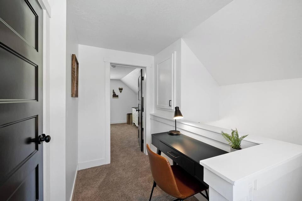 Office nook