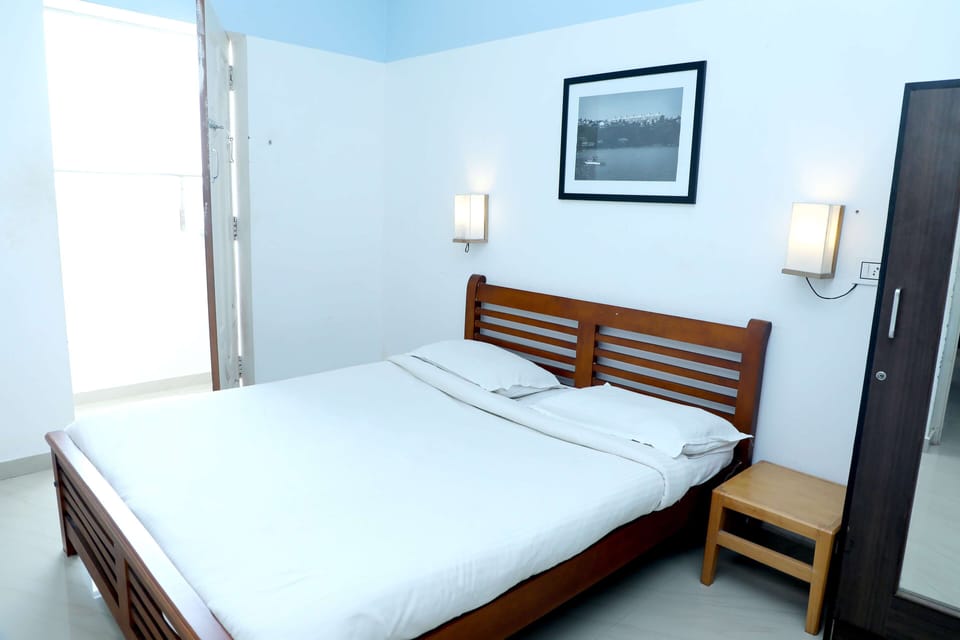 Hypo-allergenic bedding, free WiFi