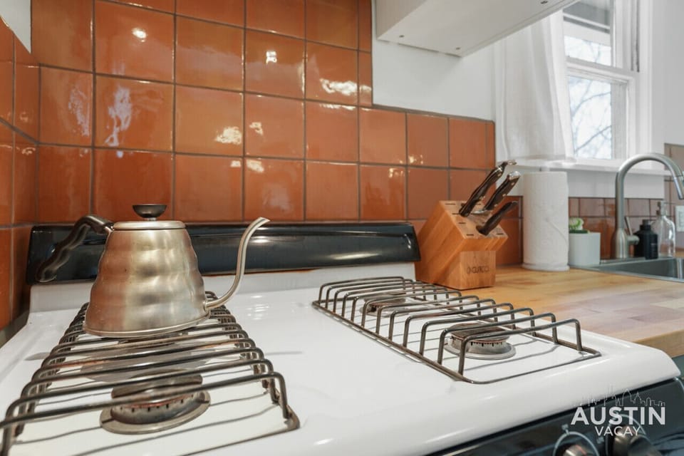 Fully equipped kitchen with all the essentials