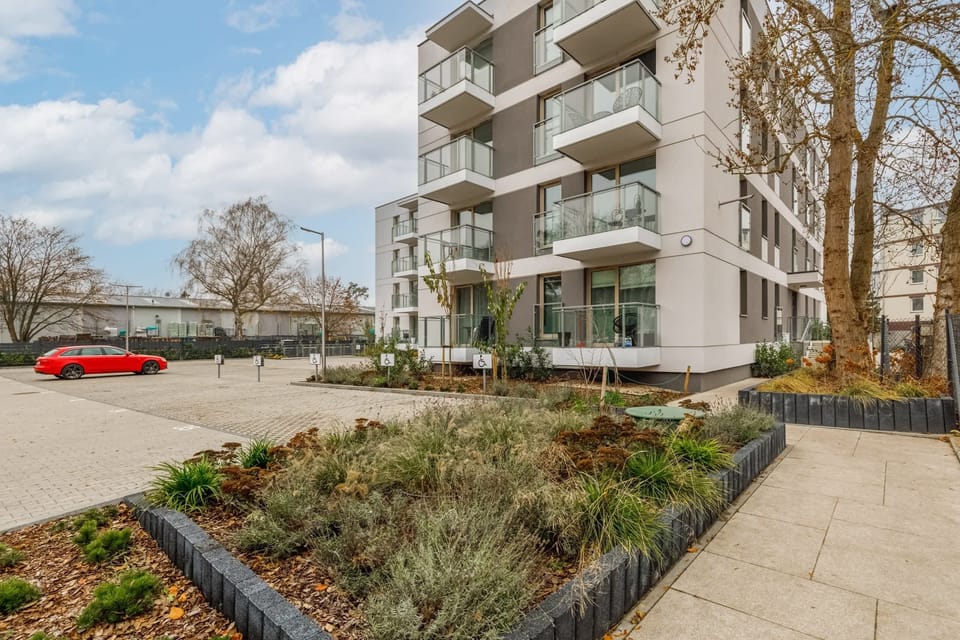 Stay in a well-connected area with excellent public transport links. 