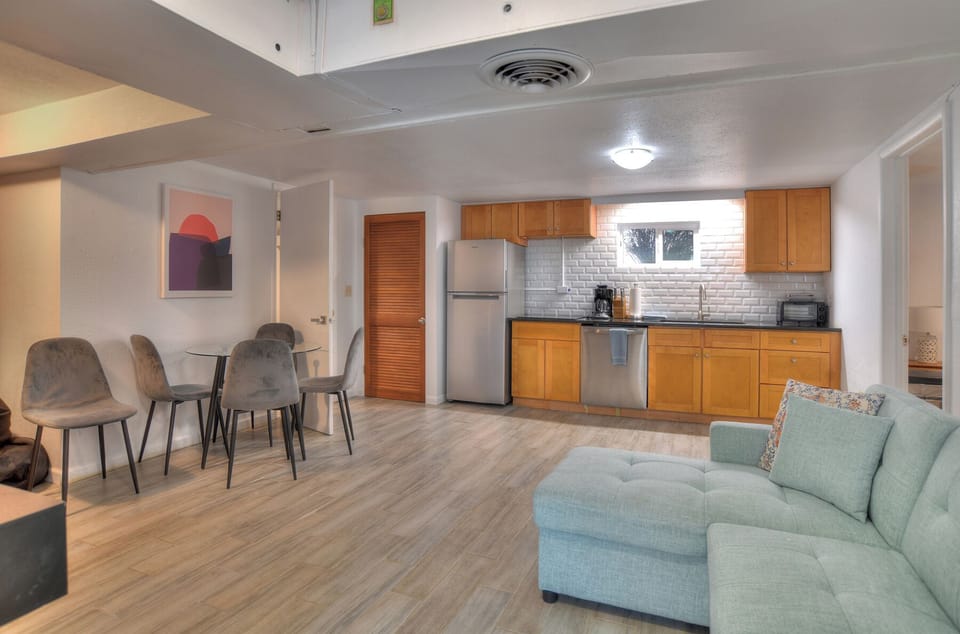2nd Living and Kitchen (Basement) - Queen Sofa Sleeper