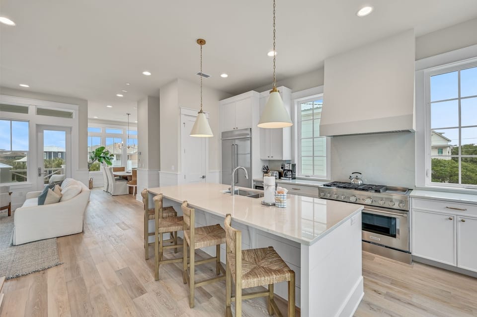 Sunset Lounge - Seagrove Beach - Third Floor - Kitchen Area