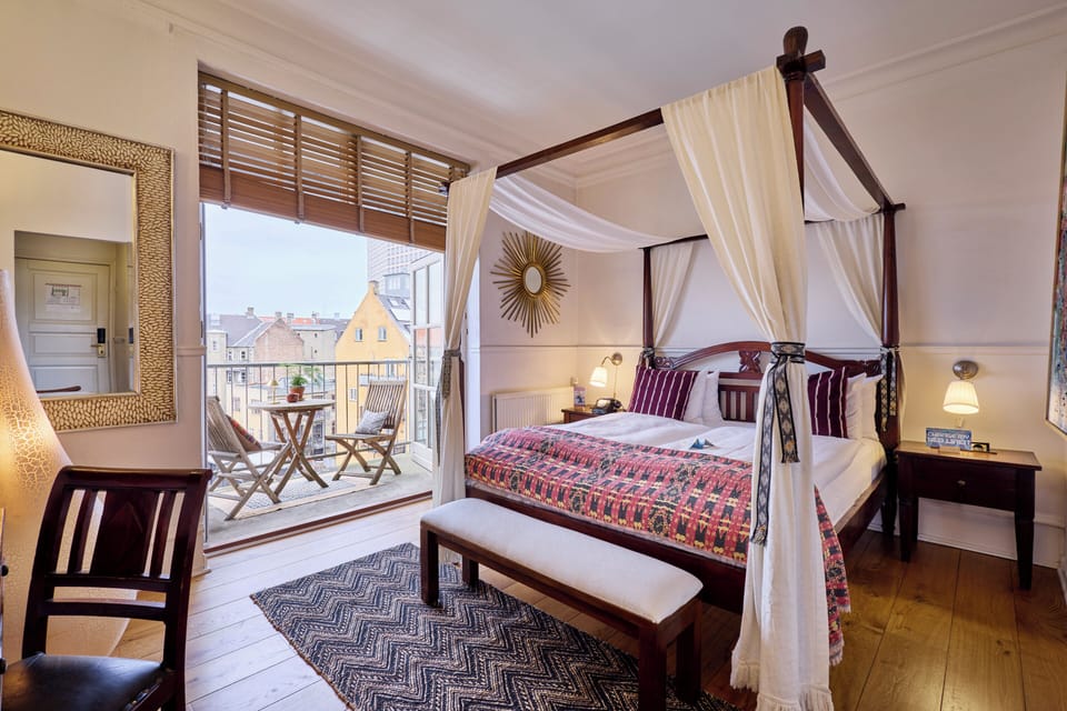 Deluxe Double Room | Free WiFi, bed sheets