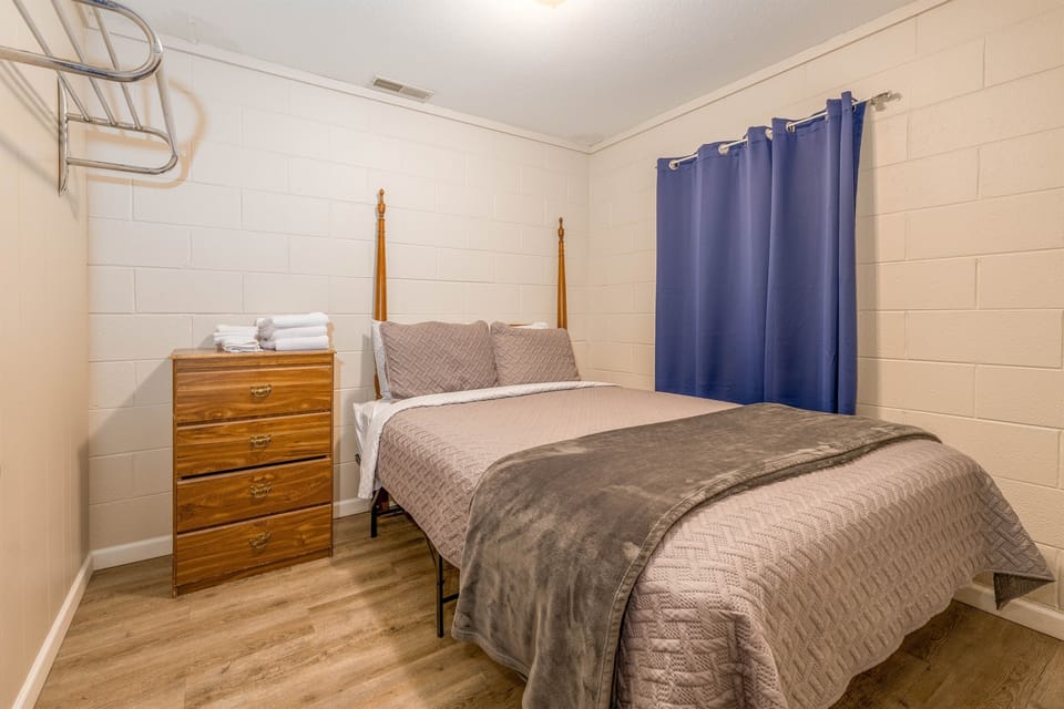Queen bed #1