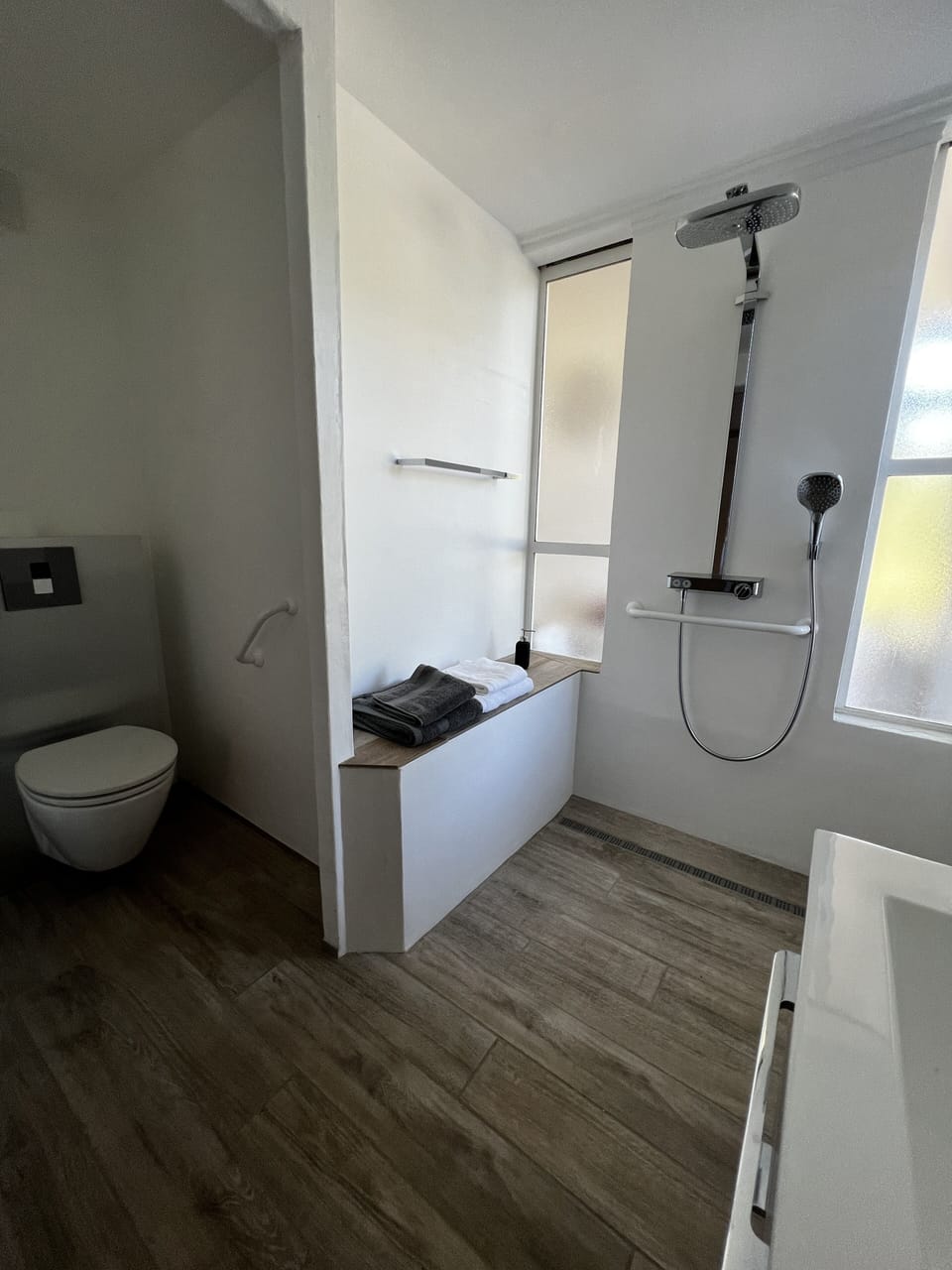 Classic Double Room (CACTUS) | Bathroom | Free toiletries, hair dryer, bathrobes, towels