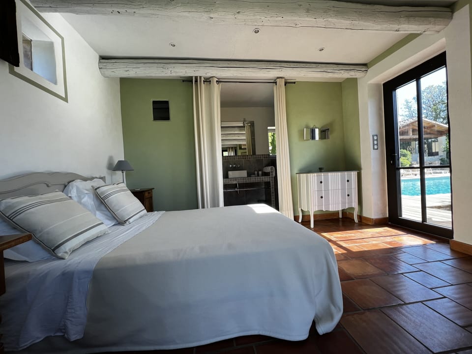 Deluxe Double Room, Annex Building (PISCINE) | Blackout drapes, iron/ironing board, free WiFi, bed sheets