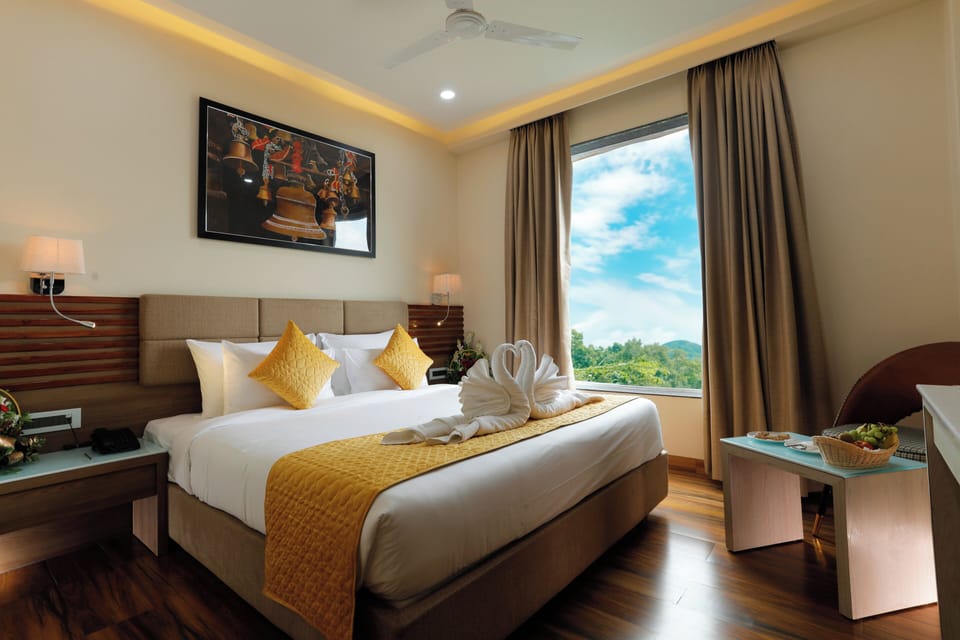 Superior Room, 1 Double Bed, Non Smoking, City View | Egyptian cotton sheets, premium bedding, down comforters, pillowtop beds