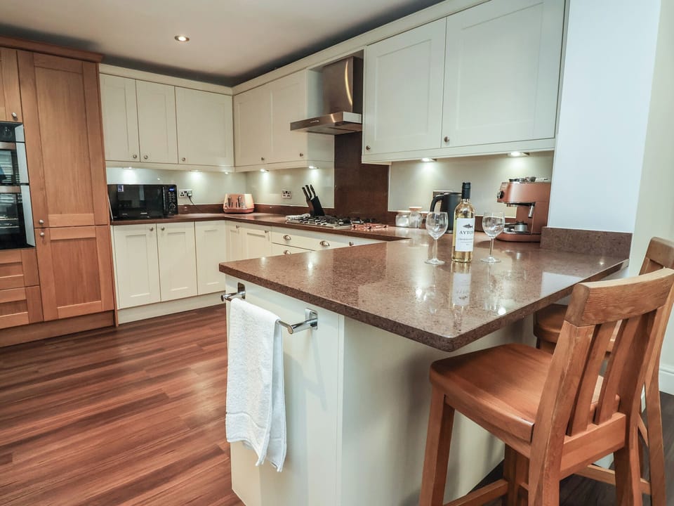 Cottage | Interior
