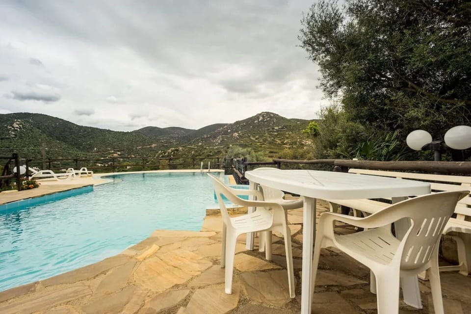 Building Exterior, Outdoor, Pool