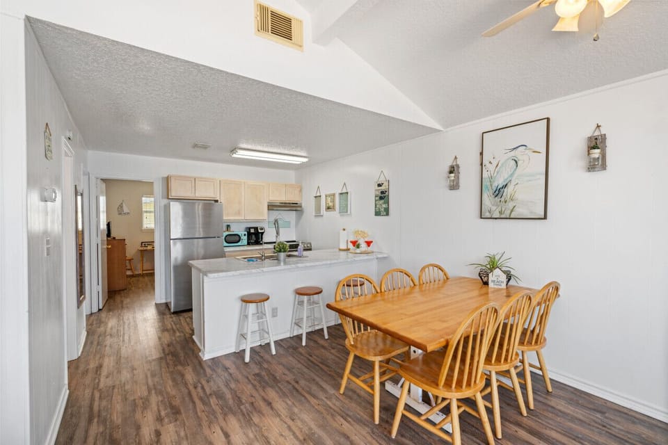 The heart of the home, your dining area.