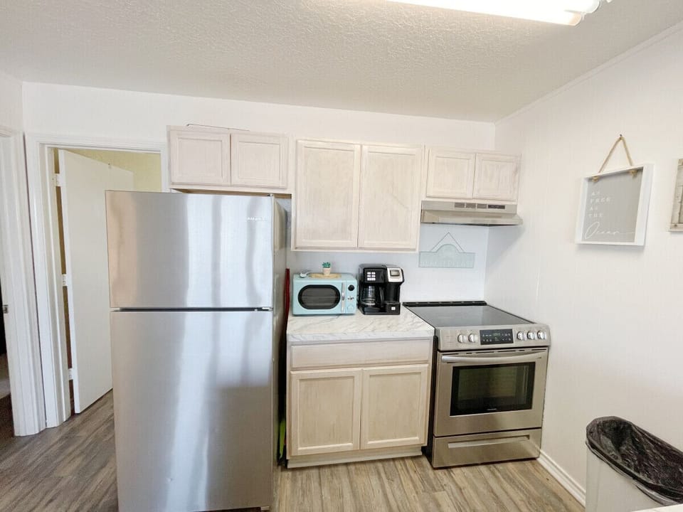 Kitchen area