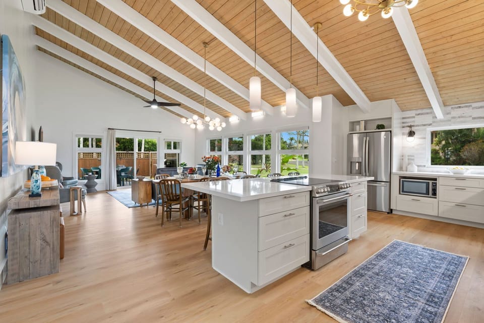 So much light and so spacious!