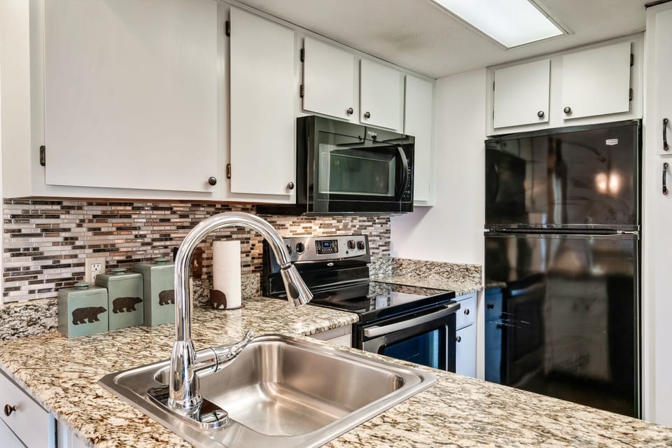 Fully Stocked Kitchen