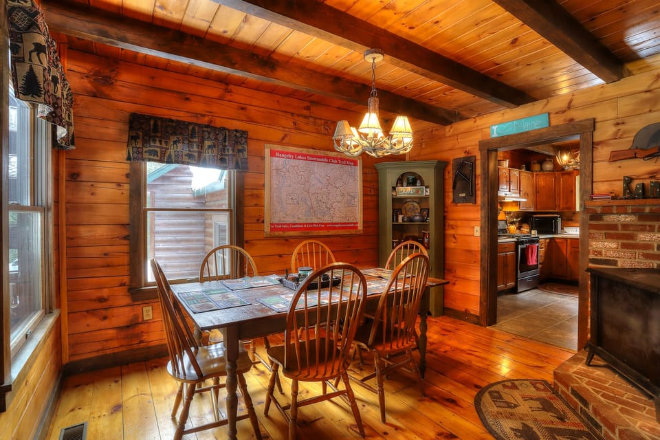 Dining room off kitchen