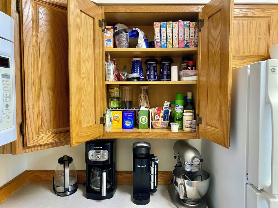 Coffee  / Tea Bar