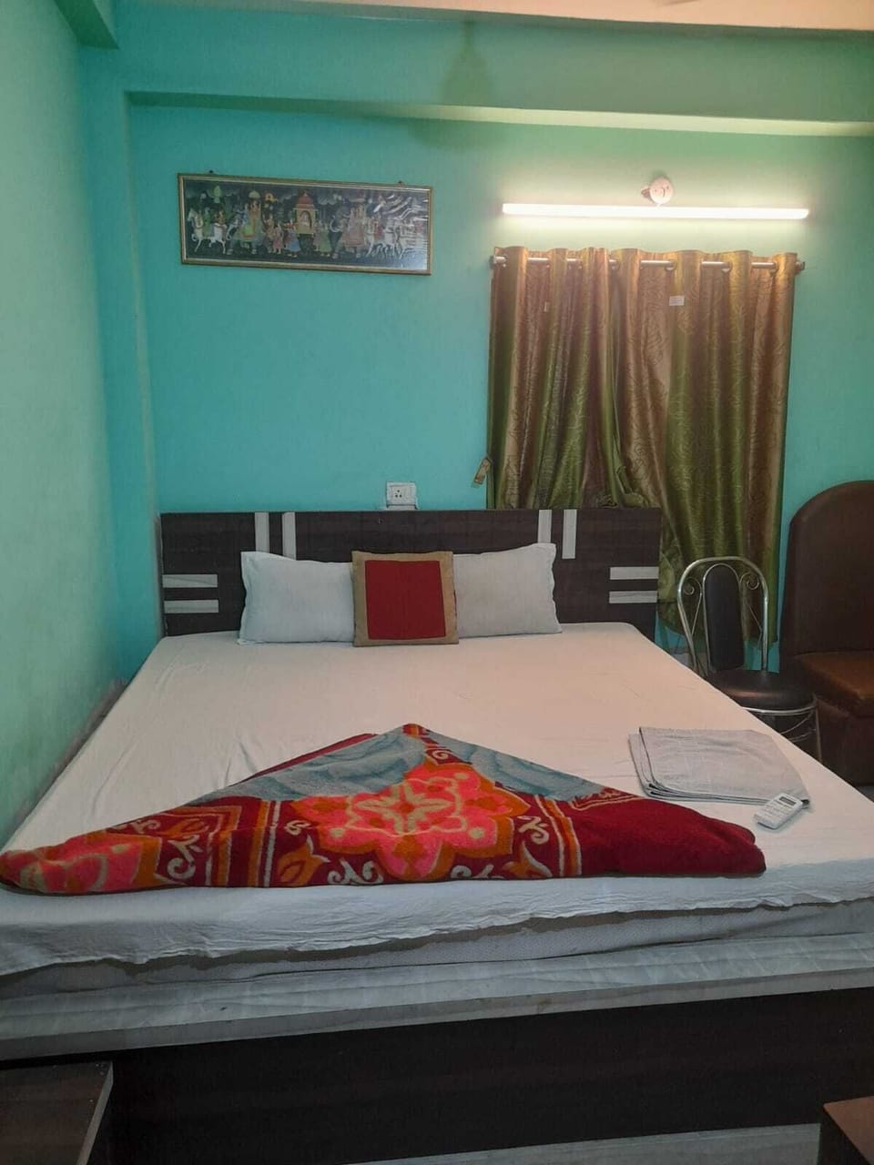 Standard Twin Room | Free WiFi