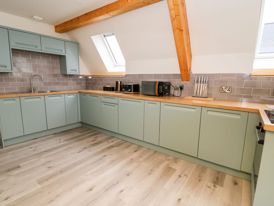 Fridge, dishwasher, electric kettle, toaster