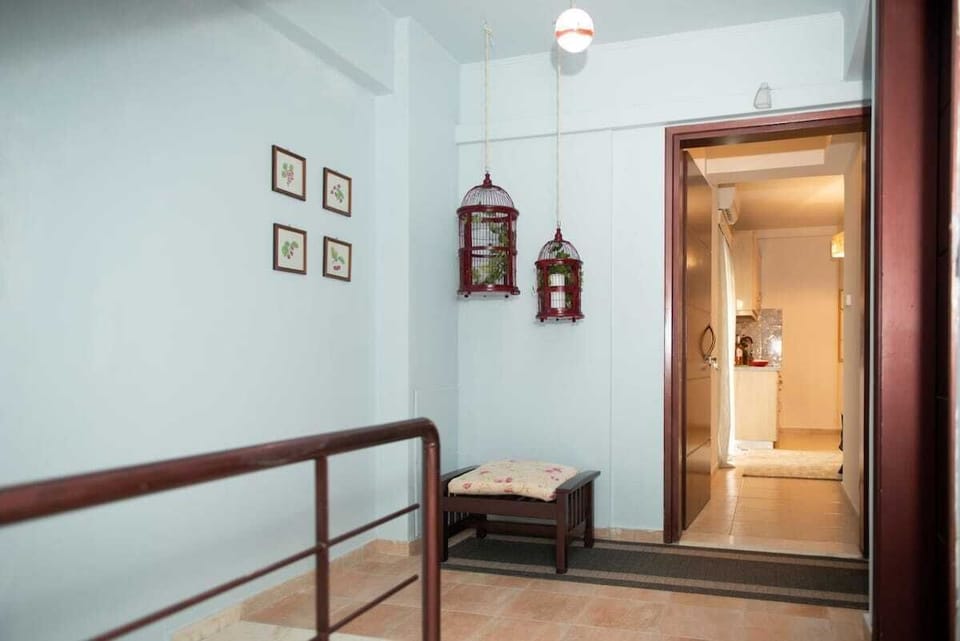 Entrance of the property – Welcome to your stylish temporary home

