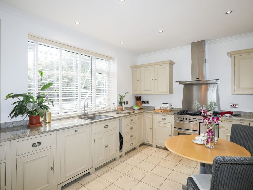 Fridge, dishwasher, electric kettle, toaster