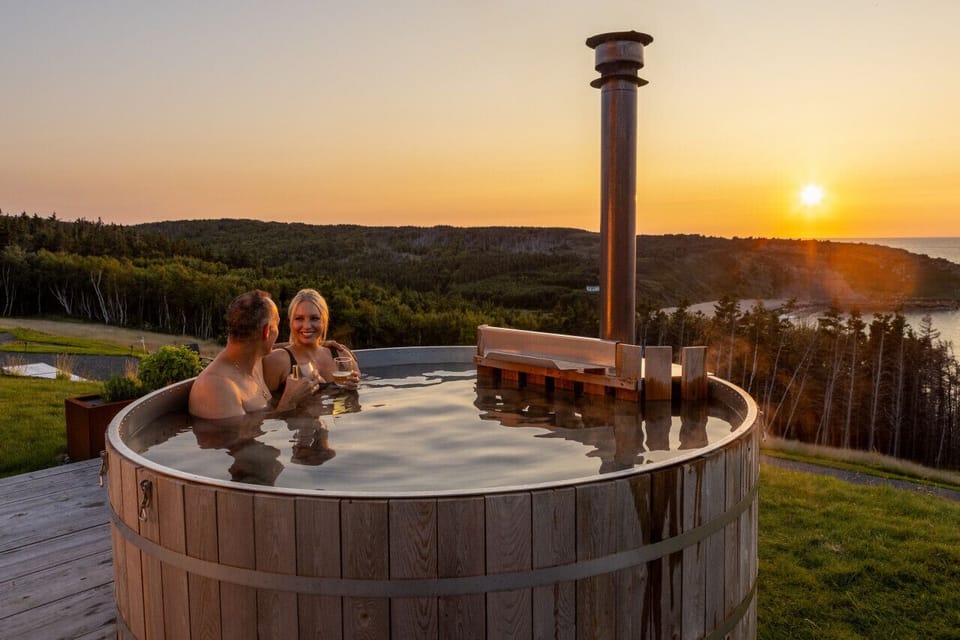 Hot Tub - Ocean Views - Sunsets