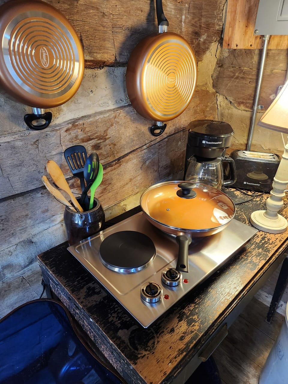 New kitchenette cookware and 2 burner hotplate